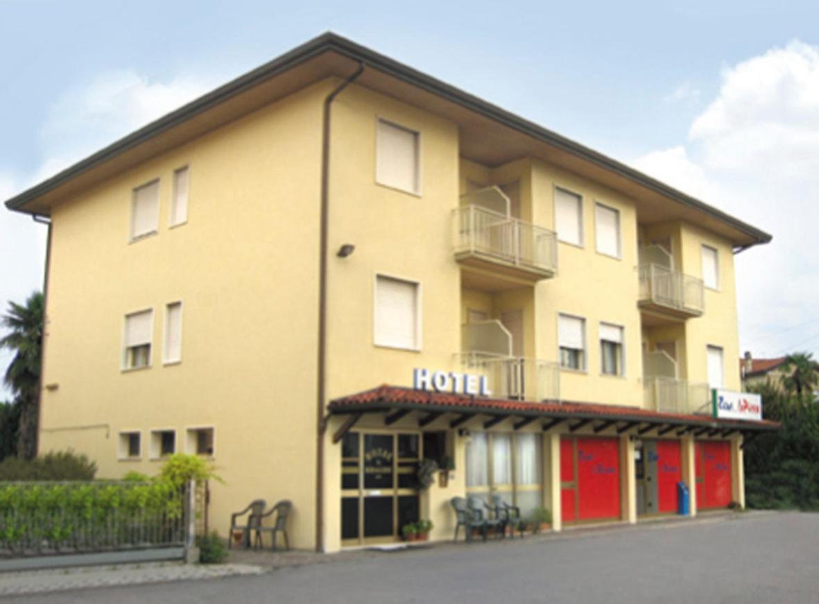 Al Bersagliere Hotel Noale Exterior photo