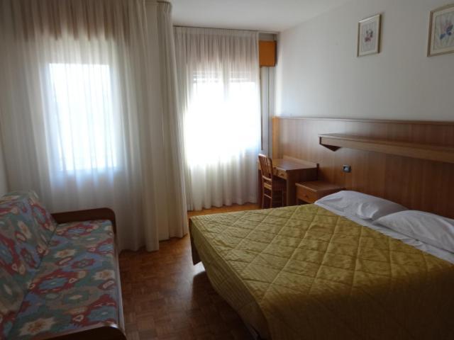 Al Bersagliere Hotel Noale Exterior photo